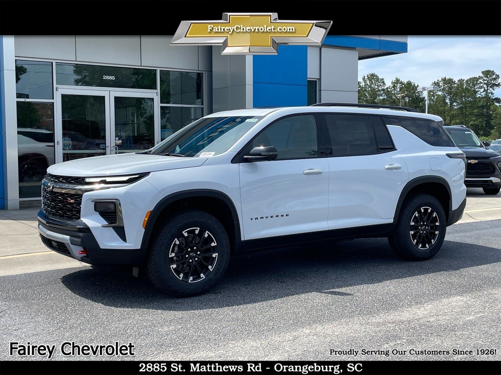2026 Chevrolet Traverse Z71 in Polar White Tricoat — front three-quarter view